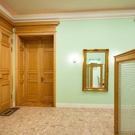 Old Riga 2 Bedroom Vecpilsetas Street Apartment Esterno foto