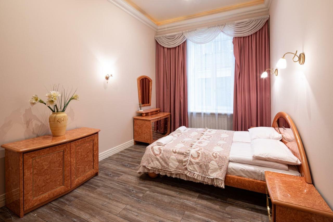 Old Riga 2 Bedroom Vecpilsetas Street Apartment Esterno foto